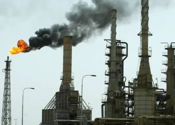 El precio del barril de 'brent' supera por primer vez en 14 años los 40,95 dólares