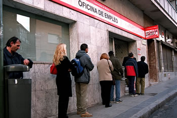 El paro registrado subió en 33.750 personas en noviembre