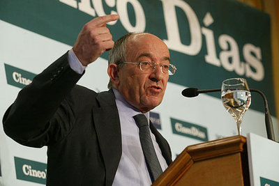 Miguel Ángel Fernández Ordóñez, durante su intervención en el Foro de Cinco Díasrnrn . 