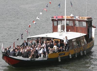 Solbes se muestra 'relativamente optimista' sobre la situación económica europea