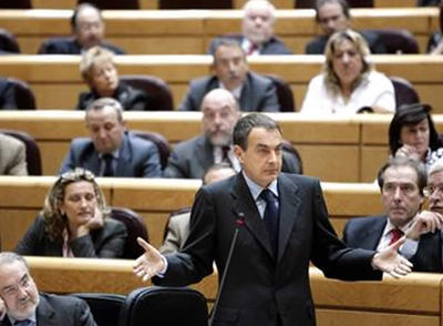 Zapatero atribuye al petróleo y a los cereales el "mal dato" sobre la inflación