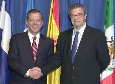 Viana dimite como director general de Telefónica tras el nombramiento de Linares