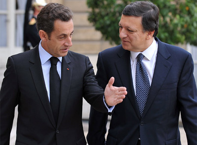 Los jefes de Gobierno de los países de la zona Euro se reúnen hoy para consensuar medidas contra la crisis financiera