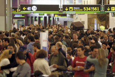 Caos en el aeropuerto de Barajas el pasado 3 de diciembre, cuando se cerró el espacio aéreo.