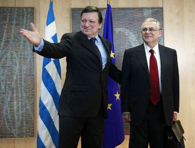 La UE pide a Papademos los compromisos de Grecia por escrito