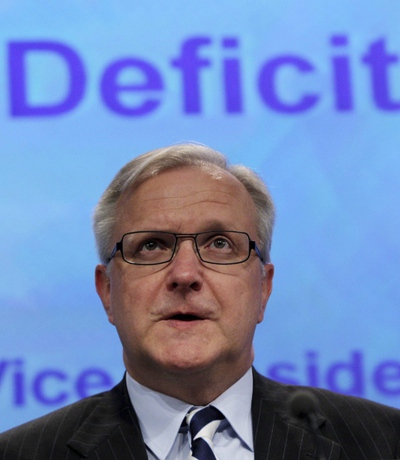 El secretario europeo de Asuntos Monetarios, Olli Rehn, hoy tras la reunión del Ecofin.