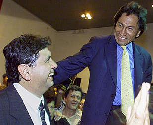 Toledo y García se disputarán la presidencia de Perú en la segunda vuelta