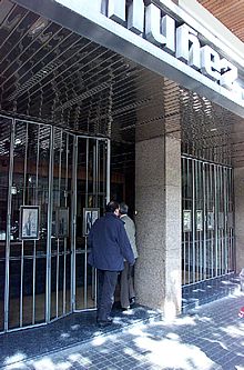 La Guardia Civil finaliza el registro de las oficinas de Núñez tras 18 horas