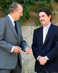 Aznar pide a Ibarretxe "voluntad política" para acabar con ETA