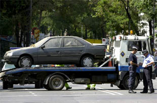 La Guardia Civil explosiona de forma controlada un coche del anterior 'comando Barcelona'