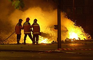 ETA hace estallar un coche bomba con 40 kilos de dinamita ante los juzgados de Vitoria