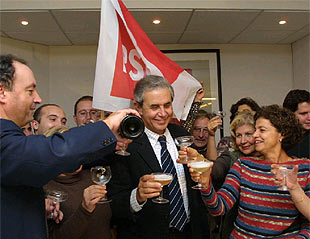 Fraga destaca el deseo de continuidad de la sociedad gallega