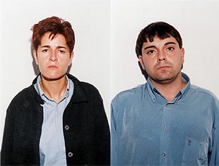 Aitor García Aliaga (dcha) y Ana Belén Egues, presuntos miembros del  Comando Madrid  detenidos esta mañana por las Fuerzas de Seguridad del Estado.
