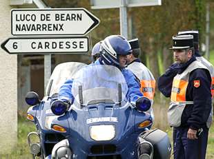 El gendarme tiroteado por dos presuntos etarras en Pau sigue en estado grave