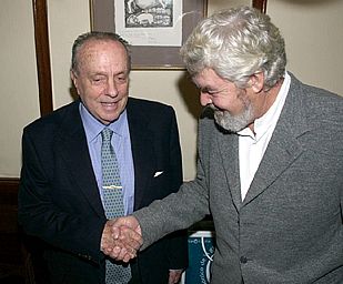 Fraga y Beiras se comprometen a fomentar el diálogo tras 12 años de desencuentro