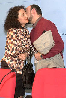 Los ediles del PSE exigen a Aznar que no cuestione su lealtad al Pacto Antiterrorista