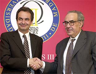 Zapatero no ve necesario modificar el Pacto contra ETA para lograr acuerdos con el PNV