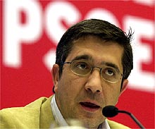 Imagen de Patxi López, recién elegido Secretario General del PSEEE.