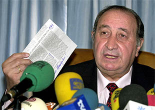 Jesús Gil atribuye a "motivos políticos" la condena que le inhabilita para ser alcalde