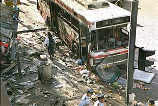 Al menos seis muertos en un atentado en Jerusalén en plena visita de Powell