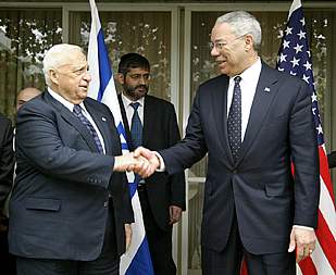 La entrevista entre Powell y Arafat, aplazada hasta el domingo por el atentado de Jerusalén