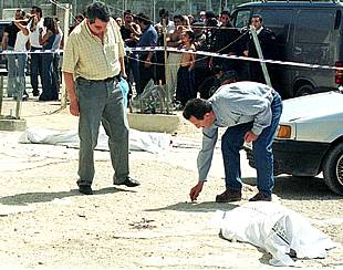 Tres personas fallecen durante un tiroteo en Alicante por la discusión de una deuda