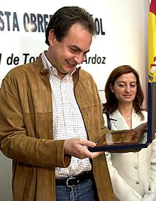 Zapatero critica la "desfachatez" del Gobierno de achacar al PSOE la citación de Ponga