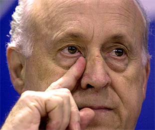 Batasuna dice que las detenciones de ayer son "caldo de cultivo" para su ilegalización