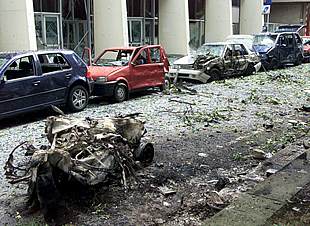 ETA hace estallar en Santander un cuarto coche bomba en menos de 48 horas