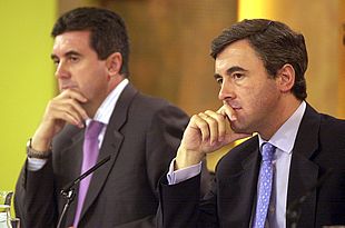 El Gobierno sitúa "fuera del sistema democrático" las críticas de Vitoria al auto de Garzón