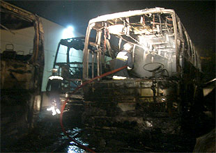 Arden cuatro autobuses en Las Rozas en un incendio aparentemente provocado