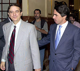 PP y PSOE pactan una resolución conjunta en apoyo a la legalidad en el País Vasco