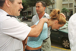 Ingresa en prisión la joven que mató a otra por celos en Cádiz