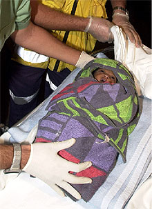 Interceptadas cinco pateras con 112 inmigrantes, entre ellos un bebé de cuatro días