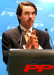 Aznar advierte a Ibarretxe de que "no dará ningún margen a la ruptura"