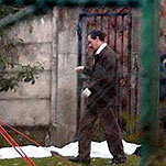 Las bombas de Pontevedra pretendían asustar al empleado de banca herido