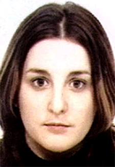 Imagen de Bertzane Obanos, detenida ayer cerca de Bayona y a quien la policía confundió con Ainhoa García Montero, una de las responsables de los  comandos  de ETA.