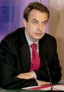 José Luis Rodríguez Zapatero, durante la rueda de prensa posterior a la reunión de la Ejecutiva Federal del PSOE, hoy en Madrid.