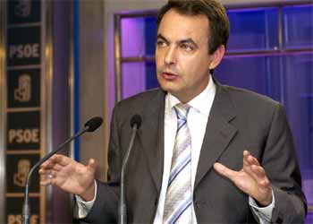 José Luis Rodríguez Zapatero, durante la rueda de prensa tras la reunión de la Ejecutiva de su partido en Madrid.