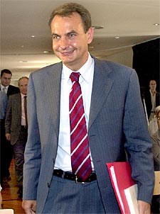 Zapatero, antes de su intervención en el foro  Europa en un mundo globalizado , celebrado en Barcelona.