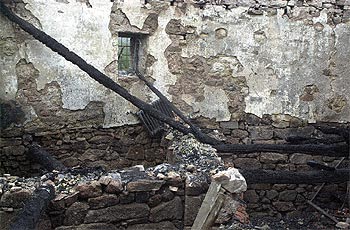 Imagen del interior de la casa unifamiliar en la que han muerto las niñas.