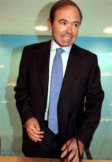 Pio García Escudero, durante su comparecencia en la sede del PP.