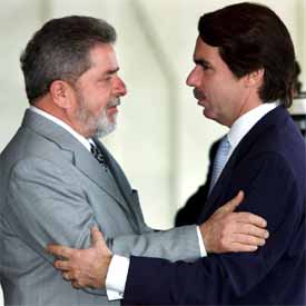 Lula recibe a Aznar en el Palacio de Itamaraty, sede del Ministerio de  Asuntos Exteriores brasileño.