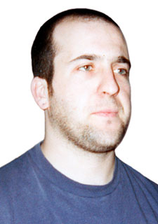 Arrestados otros dos presuntos etarras en Francia en un piso vinculado a los detenidos el lunes