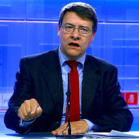 Jordi Sevilla, responsable económico del PSOE, durante la rueda de prensa de ayer.rnrn rnrn EFE