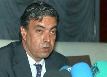 Carlos Ripollés, durante la rueda de prensa ofrecida hoy.