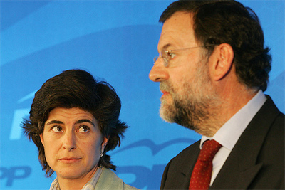 Rajoy y María San Gil, durante la rueda de prensa al término de la reunión en Madrid del Comité Ejecutivo del PP.