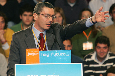 El alcalde de Madrid, Alberto Ruiz-Gallardón, en un momento de su discurso esta tarde durante la inauguración de la convención del PP.
