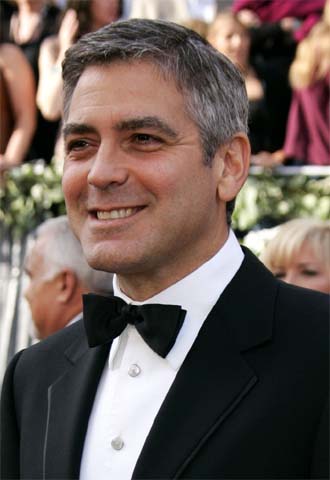 George Clooney llega a la 78ª entrega de los  Oscar  en Marzo de 2006.