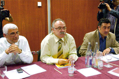 Josep Lluis Carod Rovira, Joan Puigcercos y Manel Balcells en la reunión de la ejecutiva del partido.